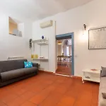 Number Five In Trastevere דירה רומא