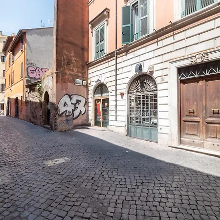 Number Five In Trastevere