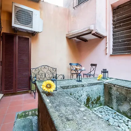 Number Five In Trastevere Διαμέρισμα